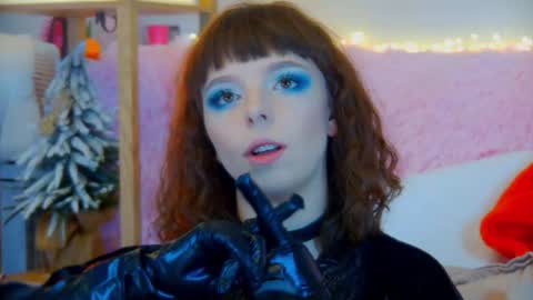 Snapshot of elisabethdavis chatting on 25, 11, 2025 ElisabethDavis online show from 25, 11, 2025