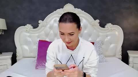 Krissy online show from 10, 2, 2026