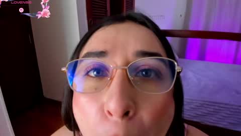 Snapshot of elisabetta_amour chatting on 24, 5, 2026 Eli online show from 24, 5, 2026