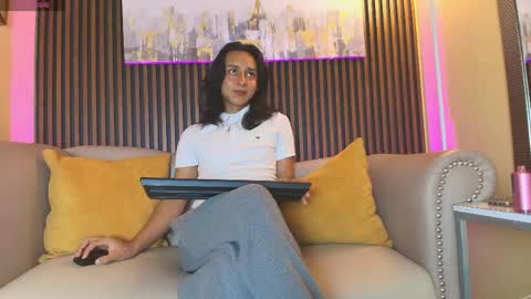 Snapshot of elisasue chatting on 22, 5, 2026 Elisa Sue online show from 22, 5, 2026