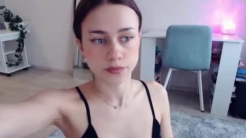 Snapshot of eliscuteblonde chatting on 24, 2, 2026 Elis online show from 24, 2, 2026