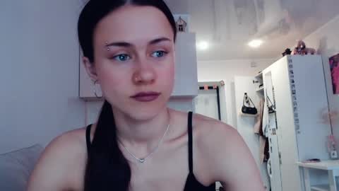 Elis online show from 10, 4, 2026