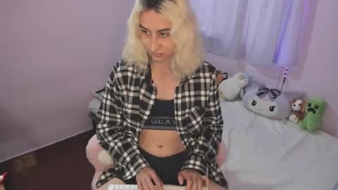 Snapshot of elisdarling chatting on 17, 2, 2026 elisdarling online show from 17, 2, 2026