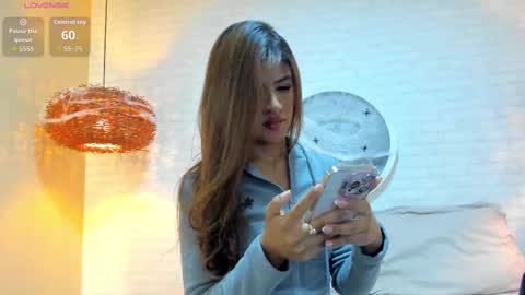 Snapshot of elise_diamond chatting on 24, 10, 2025 Elise diamond online show from 24, 10, 2025