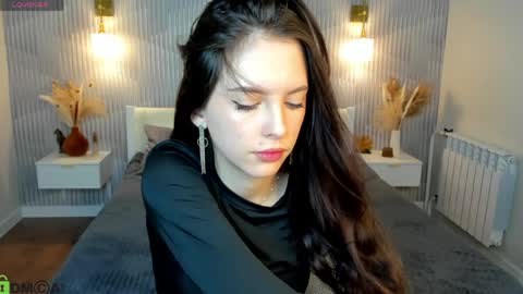 Elise online show from 4, 4, 2026