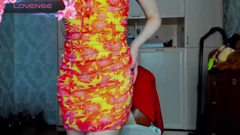 Snapshot of elisefoxy chatting on 15, 6, 2026 Elise online show from 15, 6, 2026
