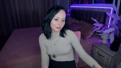 EliseRoyalty online show from 12, 3, 2025