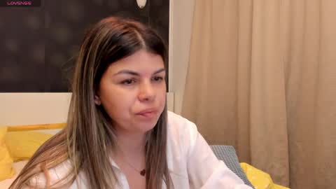 Snapshot of elisetyler89 chatting on 9, 5, 2026 Elly online show from 9, 5, 2026