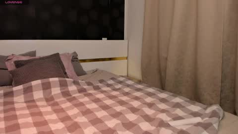 Snapshot of elisetyler89 chatting on 1, 6, 2026 Elly online show from 1, 6, 2026