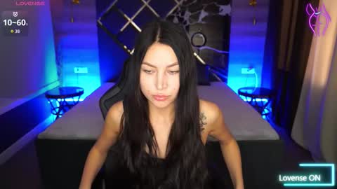 elisevelour online show from 15, 11, 2025