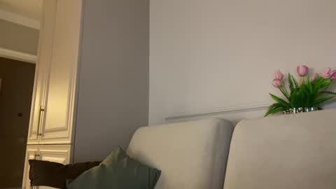 Stephanie online show from 30, 6, 2026