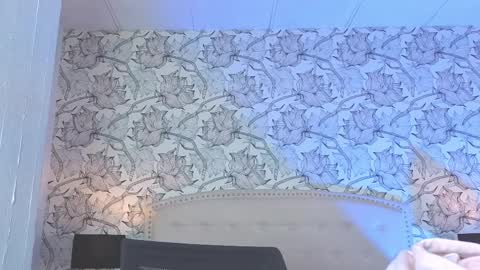 Snapshot of eliza_gh chatting on 4, 4, 2026 Eliza online show from 4, 4, 2026