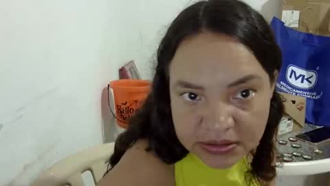 Snapshot of elizabeth_martinez_ chatting on 22, 4, 2026 Elizabeth Martinez online show from 22, 4, 2026