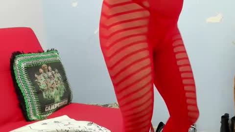 Elizabeth Mathure online show from 13, 11, 2025