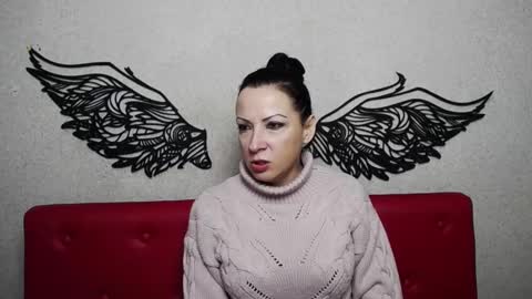 Snapshot of elizabethsho chatting on 10, 2, 2025 ElizabethSho online show from 10, 2, 2025