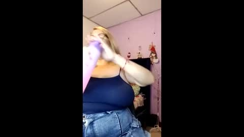 Elizabeth online show from 14, 12, 2025