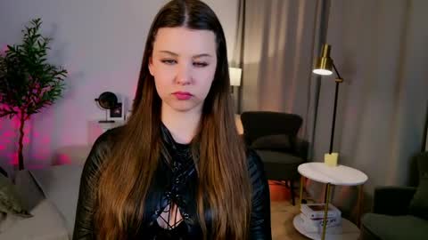 Snapshot of elizamild chatting on 28, 5, 2026 Eliza online show from 28, 5, 2026