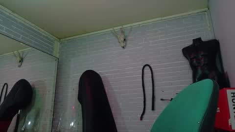   online show from 15, 1, 2026