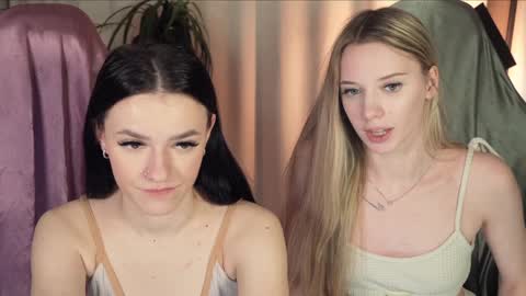 elizzza_ online show from 2, 2, 2025