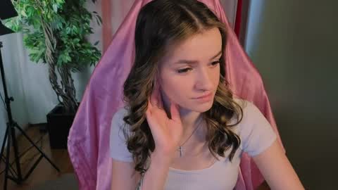 elizzza_ online show from 7, 4, 2026