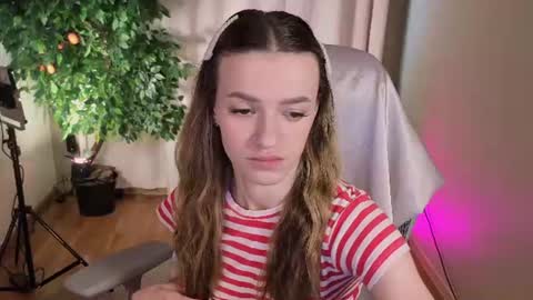 elizzza_ online show from 4, 7, 2026