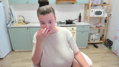 Snapshot of elkapulka chatting on 4, 6, 2026 Lina online show from 4, 6, 2026