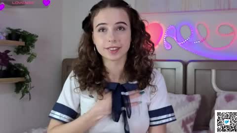 Snapshot of ella_desire chatting on 26, 4, 2026 ella_desire online show from 26, 4, 2026