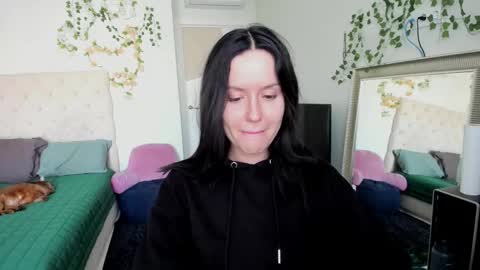 ELLA online show from 25, 2, 2026