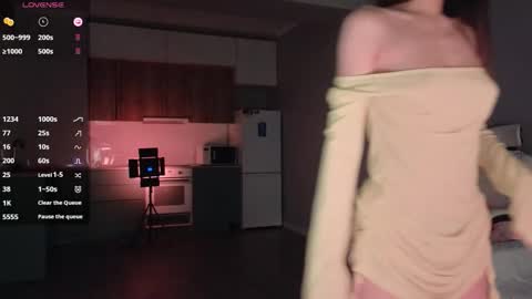 Lee online show from 31, 10, 2025