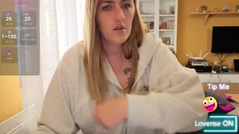 Snapshot of ella_max_live chatting on 27, 9, 2025 Ella Max online show from 27, 9, 2025