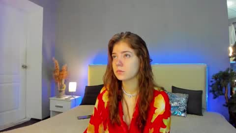 Ella Mayers online show from 23, 2, 2025
