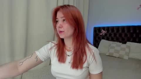 Ella Mayers online show from 14, 9, 2025