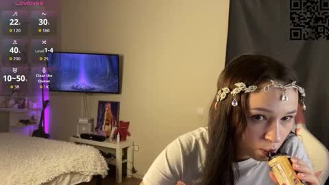 ella_simons online show from 13, 11, 2025