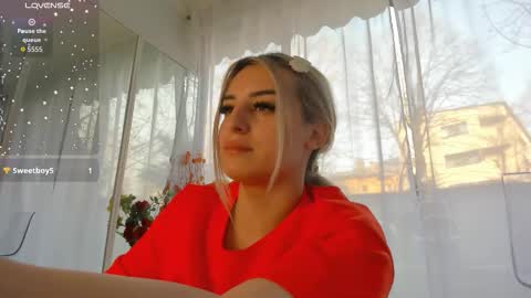 ella_vee online show from 16, 3, 2026