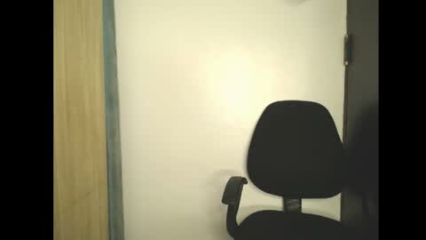 Snapshot of ellababy8 chatting on 9, 5, 2026 ella online show from 9, 5, 2026