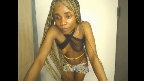 Snapshot of ellababy8 chatting on 12, 5, 2026 ella online show from 12, 5, 2026