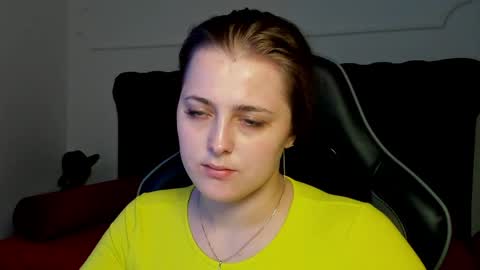 EllaBells online show from 7, 4, 2026