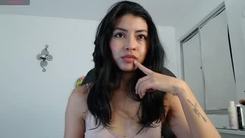 Snapshot of ellajonz chatting on 19, 7, 2026 Ella Amoneth online show from 19, 7, 2026