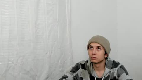 Snapshot of ellancain chatting on 30, 4, 2026 Ella and Cain online show from 30, 4, 2026