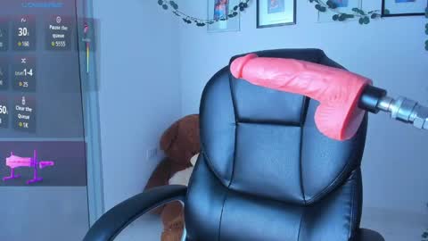 ellarosee_ online show from 24, 4, 2026