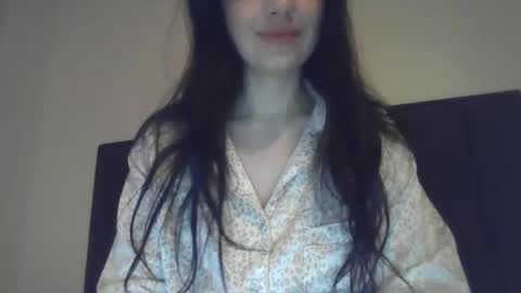 Snapshot of elle010843 chatting on 11, 11, 2025 elle010843 online show from 11, 11, 2025