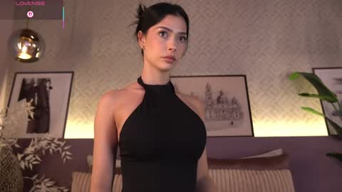 Snapshot of ellediane chatting on 11, 5, 2026 Elle Diane online show from 11, 5, 2026