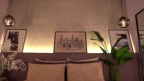 Snapshot of ellediane chatting on 13, 6, 2026 Elle Diane online show from 13, 6, 2026