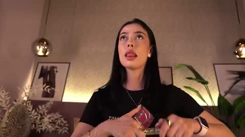 Snapshot of ellediane chatting on 15, 6, 2026 Elle Diane online show from 15, 6, 2026