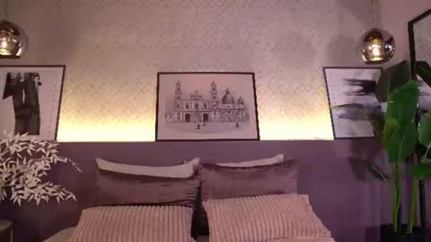 Snapshot of ellediane chatting on 14, 7, 2026 Elle Diane online show from 14, 7, 2026