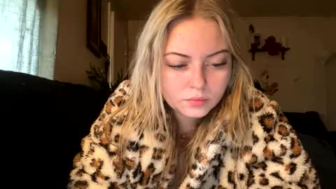 Snapshot of ellejess chatting on 26, 2, 2026 ellejess online show from 26, 2, 2026