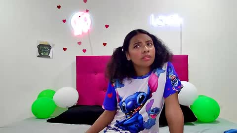 ellie_cute7 online show from 4, 4, 2026