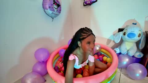 ellie_cute7 online show from 15, 6, 2026