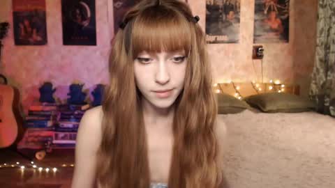 ellie_friendly online show from 6, 12, 2024