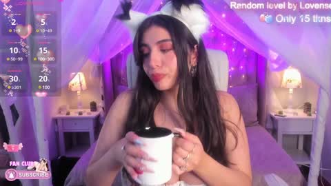  Ellie Jhonson  online show from 3, 2, 2025